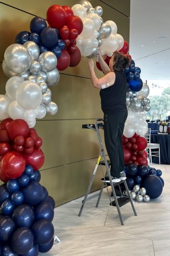 11-Balloon-Arch